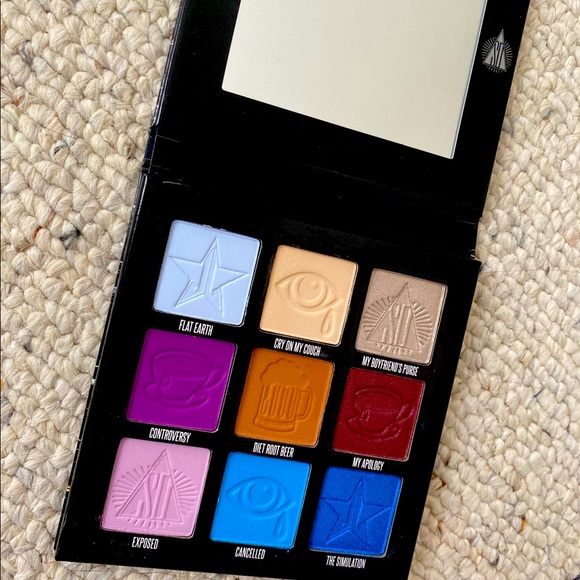 Mini Controversy Palette - Picture 2 of 3